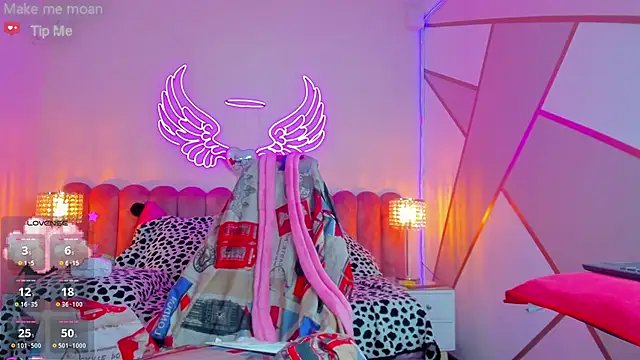 Snapshot of madisson_121 chatting on November 5, 2025, 10:18 am madisson 121 online show from November 5, 2025, 10:18 am