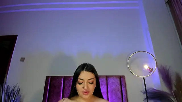 Snapshot of LilithEsme chatting on February 28, 2026, 12:32 am LilithEsme online show from February 28, 2026, 12:32 am