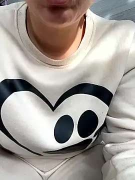 Snapshot of Daiana_Andra chatting on December 15, 2025, 9:59 am Daiana Andra online show from December 15, 2025, 9:59 am