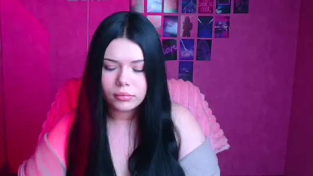 Snapshot of Mona_Esty chatting on November 3, 2025, 8:23 pm Mona Esty online show from November 3, 2025, 8:23 pm