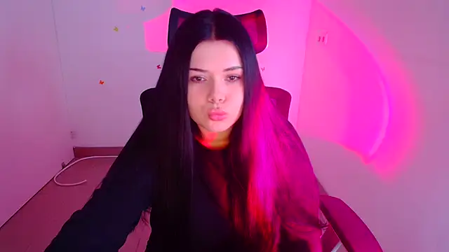 Snapshot of Mona_Esty chatting on October 10, 2025, 4:30 pm Mona Esty online show from October 10, 2025, 4:30 pm