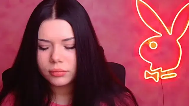 Snapshot of Mona_Esty chatting on December 4, 2025, 9:58 pm Mona Esty online show from December 4, 2025, 9:58 pm