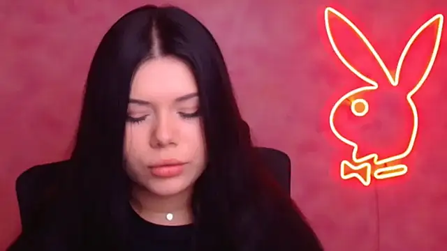 Snapshot of Mona_Esty chatting on December 5, 2025, 6:39 pm Mona Esty online show from December 5, 2025, 6:39 pm