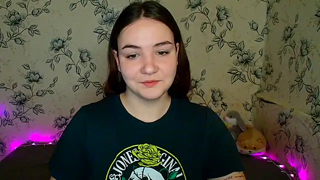 Snapshot of OliviaMontgommery chatting on April 15, 2026, 1:48 pm OliviaMontgommery online show from April 15, 2026, 1:48 pm