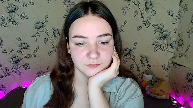 Snapshot of OliviaMontgommery chatting on April 14, 2026, 10:20 am OliviaMontgommery online show from April 14, 2026, 10:20 am
