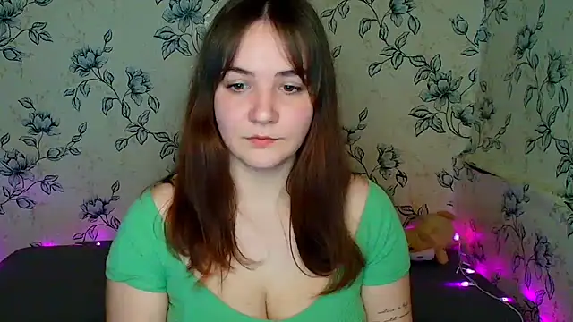 Snapshot of OliviaMontgommery chatting on April 25, 2026, 1:52 pm OliviaMontgommery online show from April 25, 2026, 1:52 pm