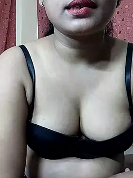 Snapshot of Aditi1996 chatting on November 7, 2025, 6:45 pm Aditi1996 online show from November 7, 2025, 6:45 pm