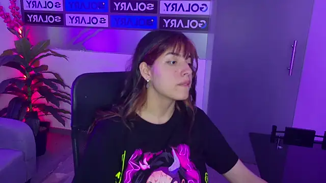 Snapshot of Violetta_Swett_ chatting on November 18, 2025, 2:53 pm Violetta Swett online show from November 18, 2025, 2:53 pm