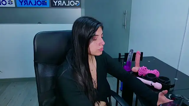 Snapshot of Violetta_Swett_ chatting on November 1, 2025, 12:21 pm Violetta Swett online show from November 1, 2025, 12:21 pm