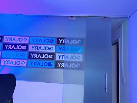 Snapshot of Violetta_Swett_ chatting on October 4, 2025, 12:39 pm Violetta Swett online show from October 4, 2025, 12:39 pm