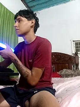 Snapshot of Luisneljc chatting on February 4, 2026, 4:13 pm Luisneljc online show from February 4, 2026, 4:13 pm