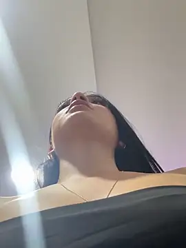 catalina garciaa online show from December 3, 2025, 7:13 pm