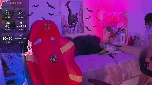 Snapshot of emma_soffia chatting on October 27, 2025, 7:48 pm emma soffia online show from October 27, 2025, 7:48 pm