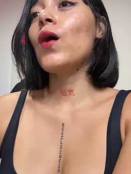 Snapshot of Qadeshoficial chatting on November 26, 2025, 9:15 pm Qadeshoficial online show from November 26, 2025, 9:15 pm