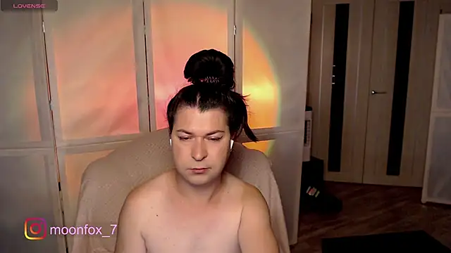 Snapshot of micromouse_mo chatting on September 17, 2025, 10:12 pm micromouse mo online show from September 17, 2025, 10:12 pm