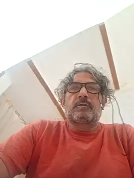 nocsivag online show from October 10, 2025, 3:57 pm