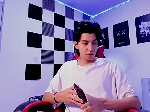 jeycobb online show from November 6, 2025, 11:47 am