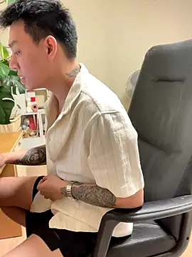 latava online show from November 5, 2025, 3:37 pm