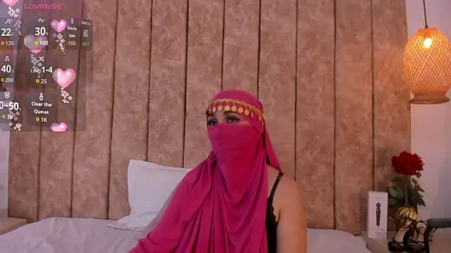 Snapshot of _alishaa_c chatting on January 15, 2026, 2:04 am alishaa c online show from January 15, 2026, 2:04 am