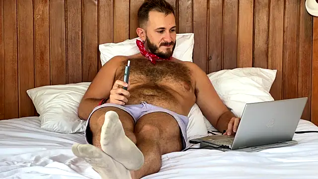 Snapshot of mrmaxiy chatting on June 13, 2026, 7:50 am mrmaxiy online show from June 13, 2026, 7:50 am
