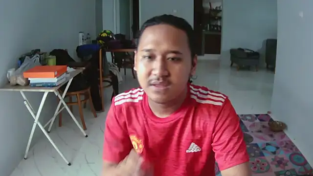 Snapshot of latexidn chatting on January 19, 2026, 6:28 am latexidn online show from January 19, 2026, 6:28 am