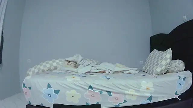 Snapshot of latexidn chatting on October 25, 2025, 3:23 pm latexidn online show from October 25, 2025, 3:23 pm