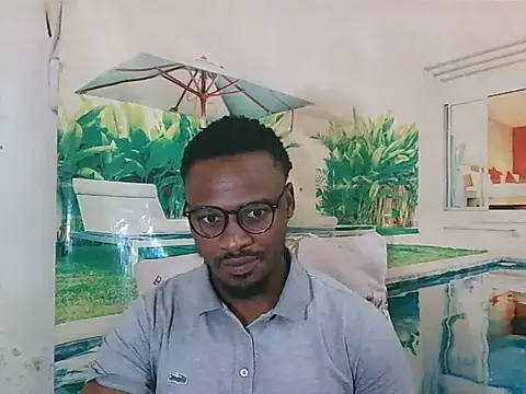 Snapshot of EbonyTiger69 chatting on October 17, 2025, 7:55 am EbonyTiger69 online show from October 17, 2025, 7:55 am