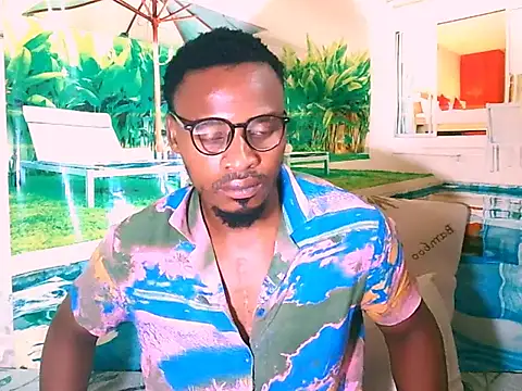 Snapshot of EbonyTiger69 chatting on November 12, 2025, 5:33 am EbonyTiger69 online show from November 12, 2025, 5:33 am