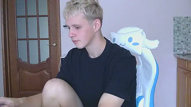 Snapshot of _Timmy_Boy_ chatting on October 24, 2025, 6:56 am  Timmy Boy  online show from October 24, 2025, 6:56 am