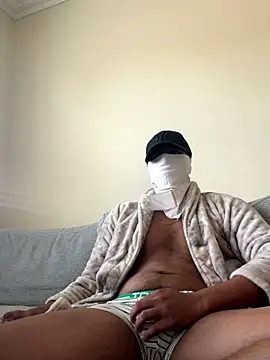 Snapshot of kazisuri chatting on November 2, 2025, 12:15 am kazisuri online show from November 2, 2025, 12:15 am