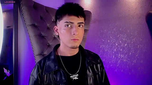 MateoMitchell online show from March 20, 2026, 12:11 am