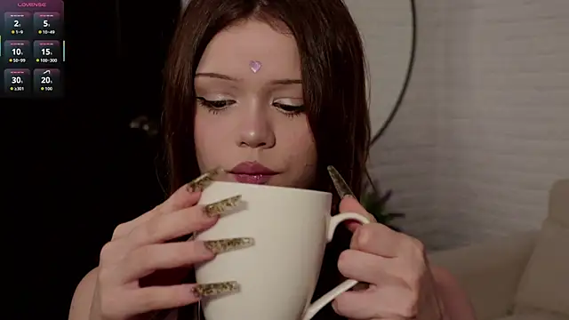 Snapshot of Sarah_babyyy chatting on November 21, 2025, 6:12 am Sarah babyyy online show from November 21, 2025, 6:12 am