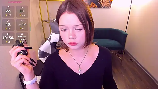 Snapshot of Sarah_babyyy chatting on October 27, 2025, 11:00 am Sarah babyyy online show from October 27, 2025, 11:00 am