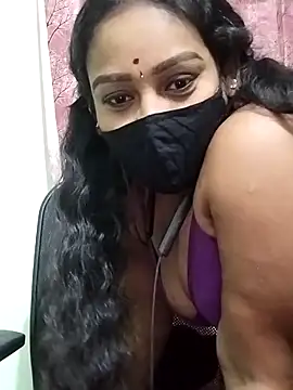 Snapshot of tamil_Monisha chatting on March 7, 2026, 2:44 pm tamil Monisha online show from March 7, 2026, 2:44 pm