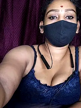 Snapshot of tamil_Monisha chatting on April 15, 2026, 7:58 pm tamil Monisha online show from April 15, 2026, 7:58 pm