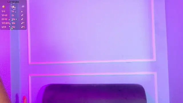 Snapshot of AliceJackkson chatting on December 15, 2025, 12:11 pm AliceJackkson online show from December 15, 2025, 12:11 pm