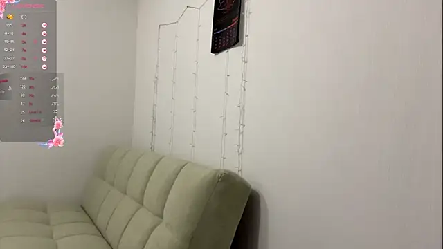 Snapshot of GilySuper chatting on January 12, 2026, 3:35 am GilySuper online show from January 12, 2026, 3:35 am