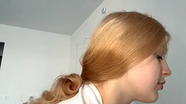 Snapshot of GilySuper chatting on January 14, 2026, 6:39 am GilySuper online show from January 14, 2026, 6:39 am