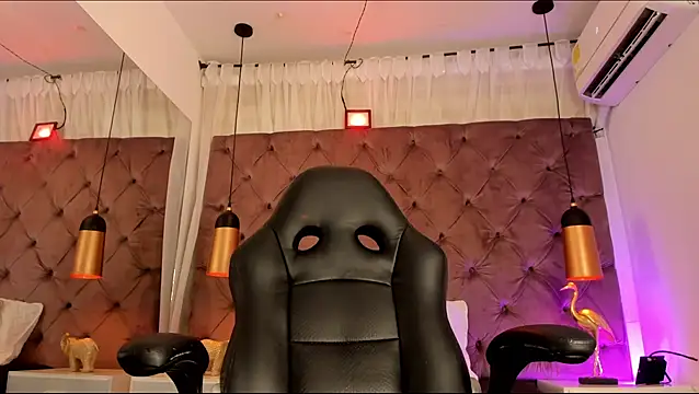 Rose monroee online show from October 12, 2025, 7:48 pm