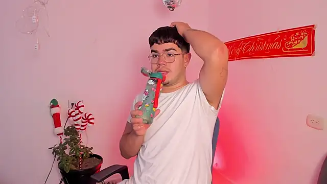 thiago occonor online show from December 15, 2025, 4:51 am