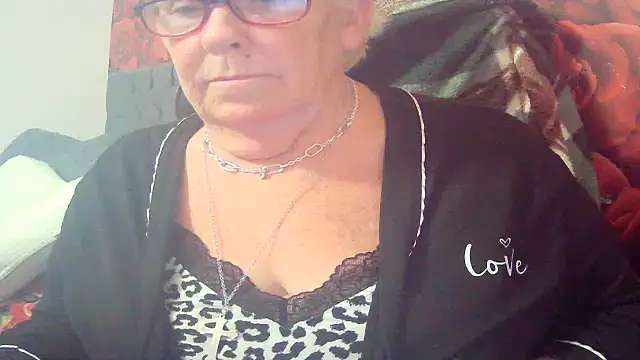 Snapshot of Playful_MILF_Demi chatting on May 15, 2026, 12:25 pm Playful MILF Demi online show from May 15, 2026, 12:25 pm