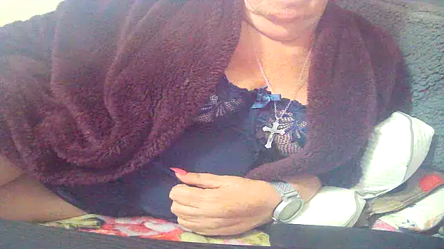 Snapshot of Playful_MILF_Demi chatting on May 17, 2026, 10:43 pm Playful MILF Demi online show from May 17, 2026, 10:43 pm
