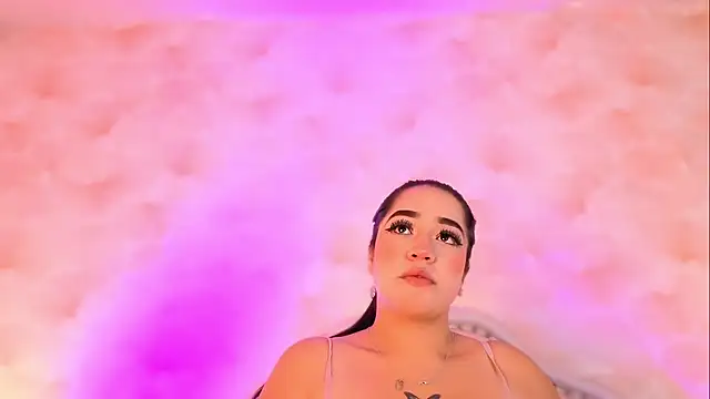 Snapshot of Sophia_Valkova chatting on October 25, 2025, 12:28 pm Sophia Valkova online show from October 25, 2025, 12:28 pm