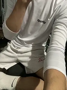 Wuza-H online show from November 22, 2025, 8:18 pm