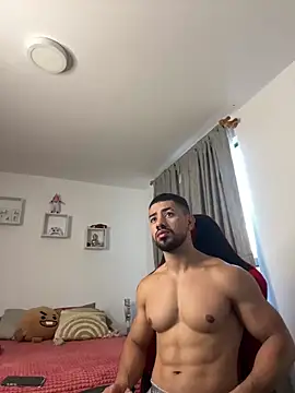 Snapshot of Ezzio_Scolaro chatting on November 7, 2025, 11:26 am Ezzio Scolaro online show from November 7, 2025, 11:26 am