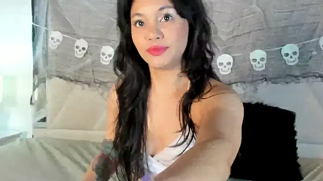 Valeryss  online show from October 16, 2025, 12:35 pm