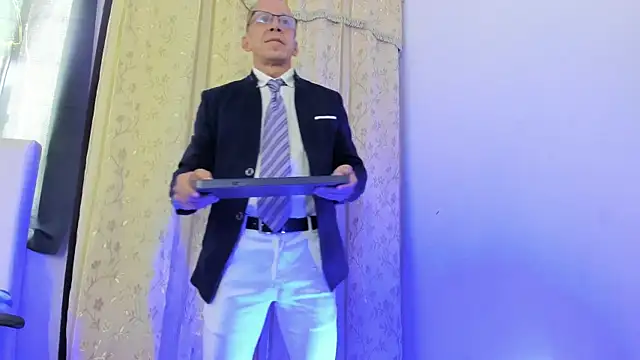 Snapshot of _axelking_ chatting on April 7, 2026, 11:45 am axelking online show from April 7, 2026, 11:45 am