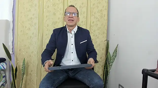Snapshot of _axelking_ chatting on April 17, 2026, 11:35 am axelking online show from April 17, 2026, 11:35 am