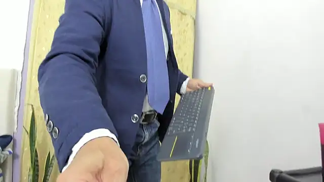 Snapshot of _axelking_ chatting on April 15, 2026, 11:38 am axelking online show from April 15, 2026, 11:38 am