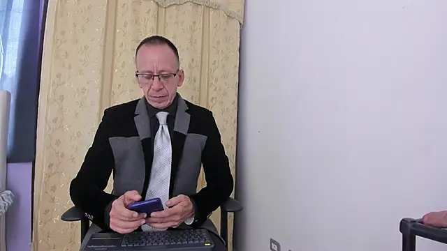 Snapshot of _axelking_ chatting on April 9, 2026, 11:38 am axelking online show from April 9, 2026, 11:38 am